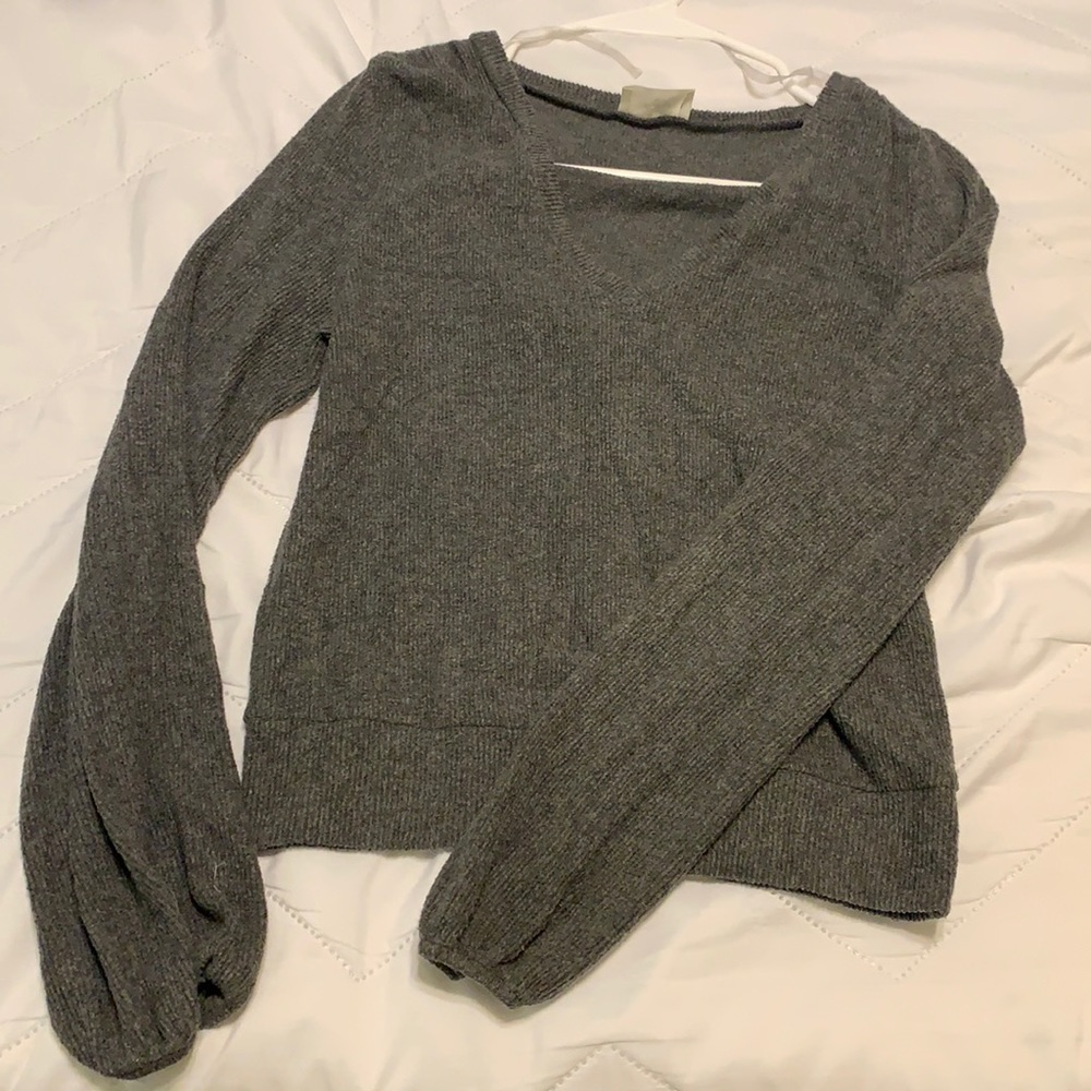 Crop top sweater